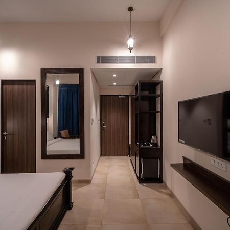 Triose Boutique Hotel Lonavala Room photo