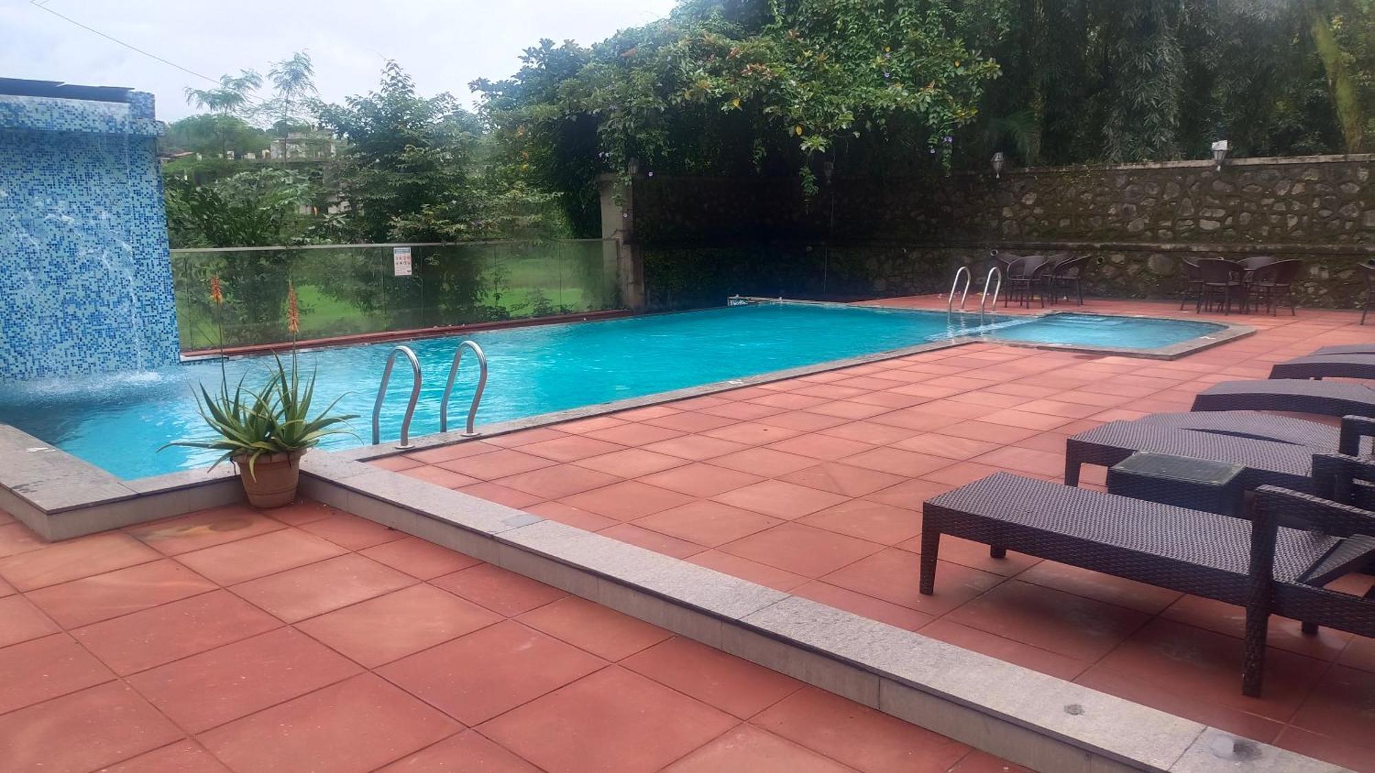 Triose Boutique Hotel Lonavala Exterior photo
